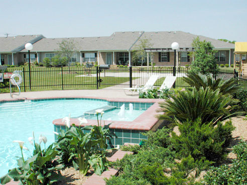 Lake Haven Senior [Senior Living] photo 2