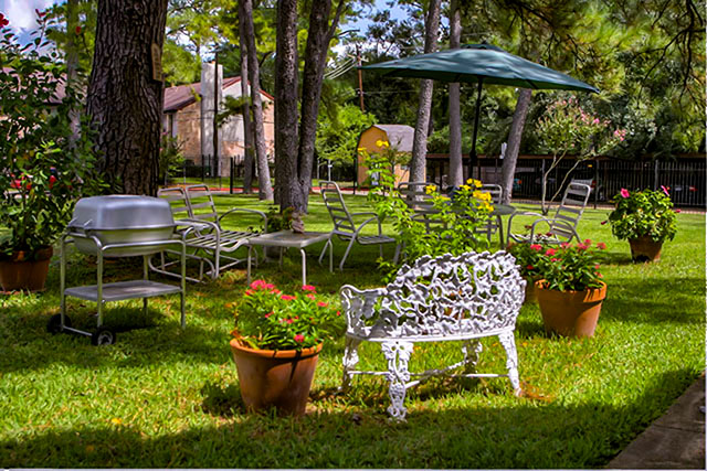 Treemont Senior Living [Senior Living] photo 2